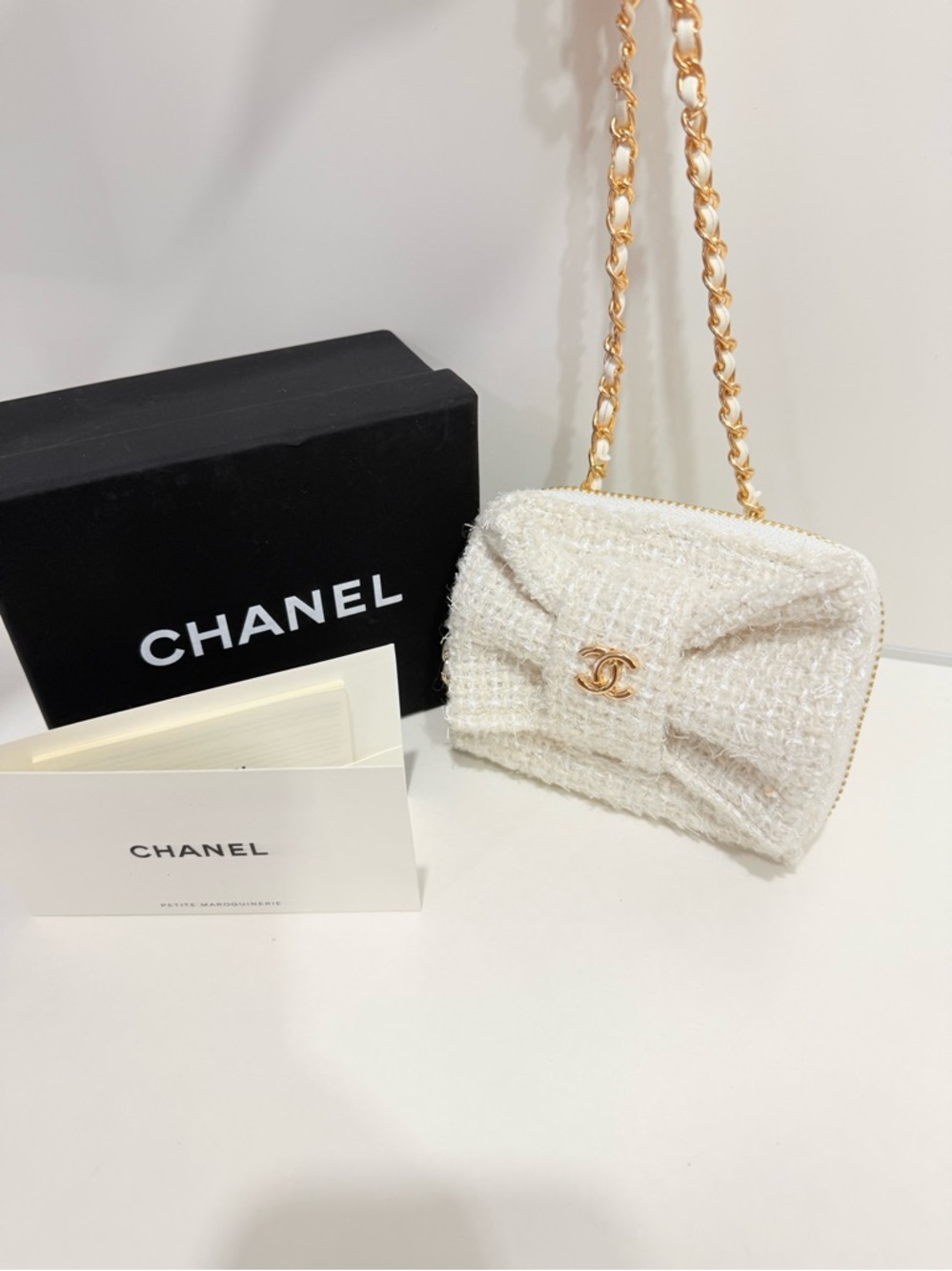 CHANEL Cream Tweed Mini Cosmetic Pouch with Gold Chain Strap - Picture 3 of 9